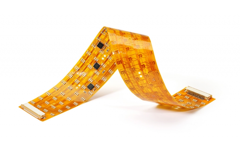 PCBA工廠如何應(yīng)對(duì)超薄柔性電路板的加工挑戰(zhàn)？