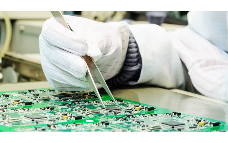 靜電釋放（ESD）防護(hù)：那些被忽略的、足以擊毀整批電路板的小細(xì)節(jié)